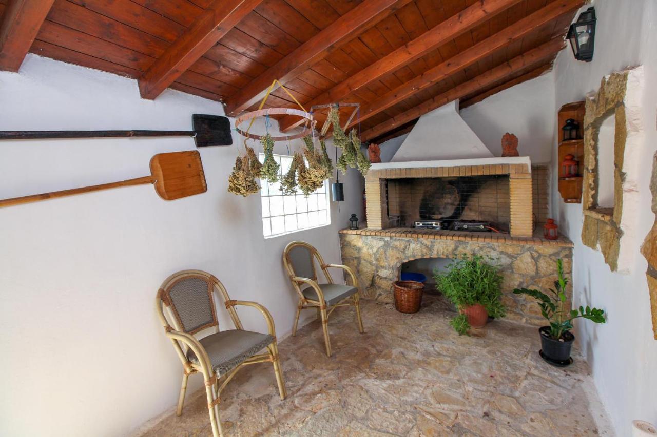 Traditional Guesthouse Asimakis Anifion Exterior foto
